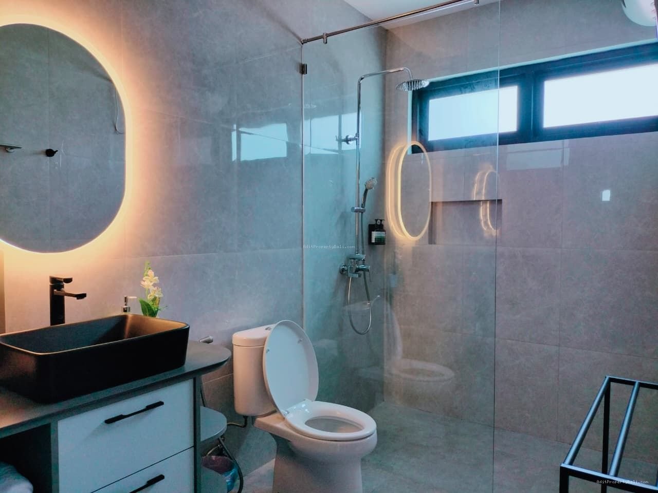 Villa lantai 2 seninyak