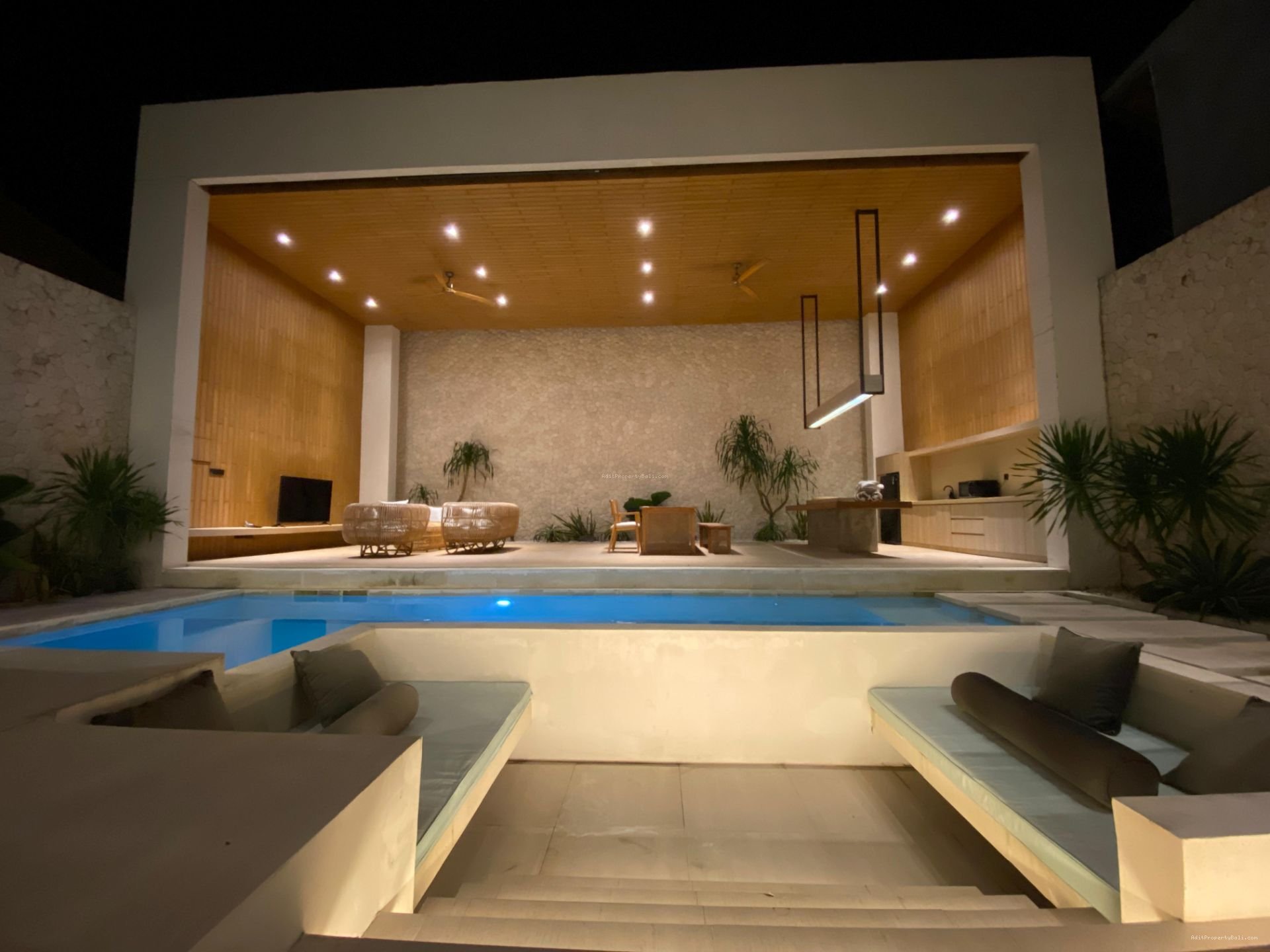 Villa dekat pantai cemagi