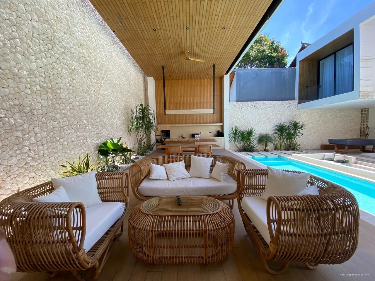 Villa dekat pantai cemagi