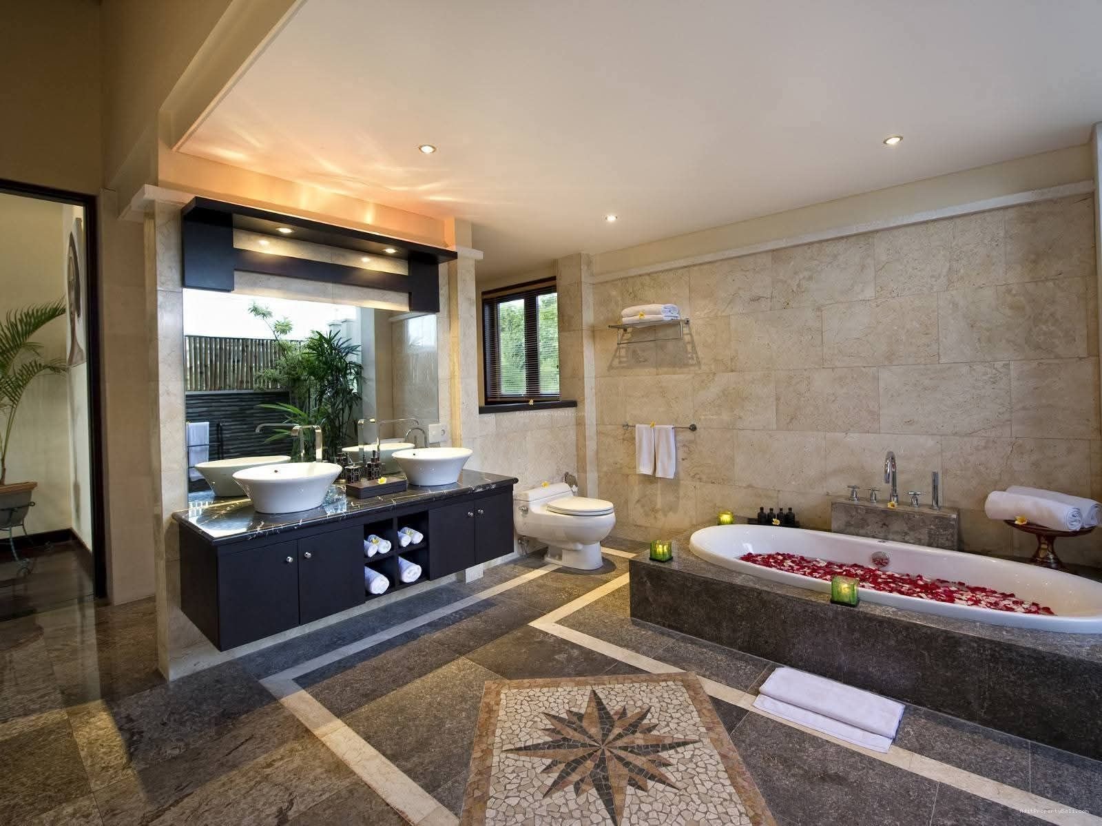 villa beach front seminyak