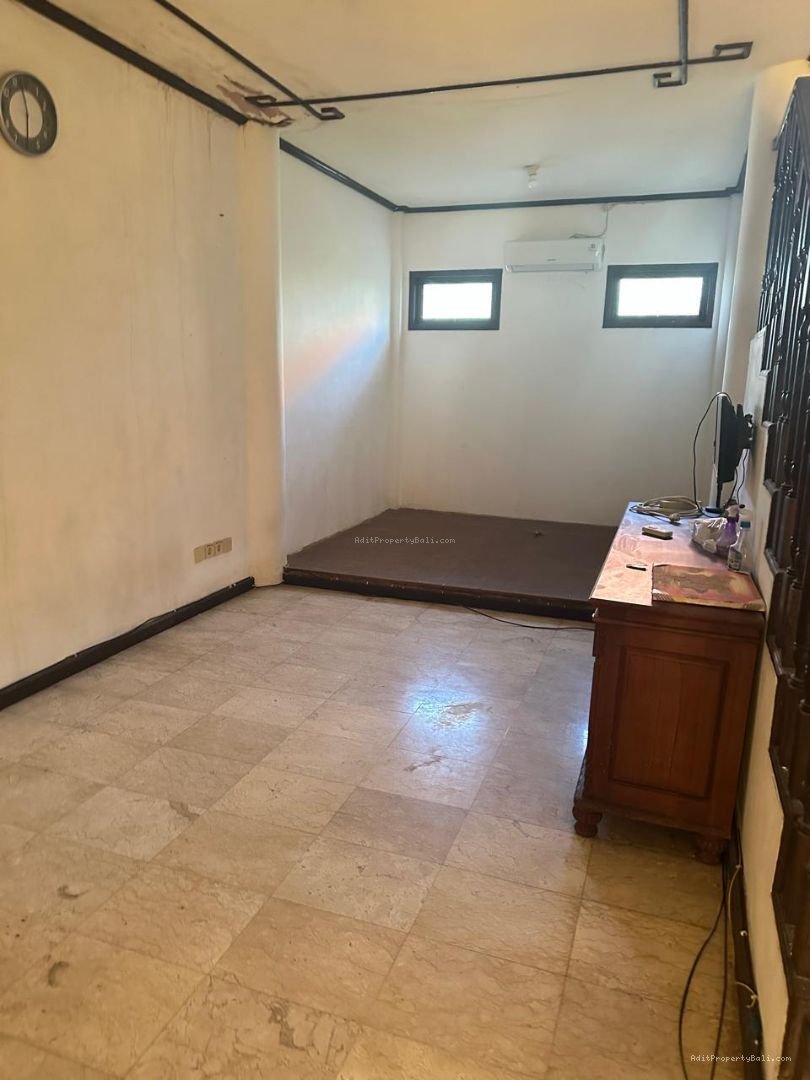 rumah lantai 3 denpasar barat