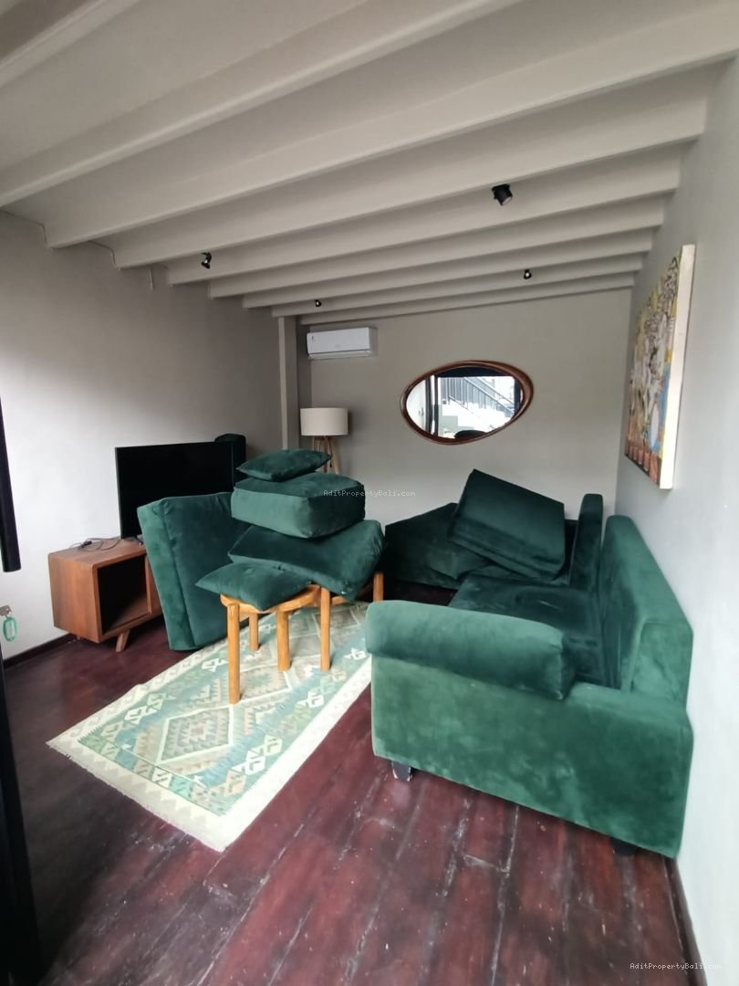 rumah semi villa muding