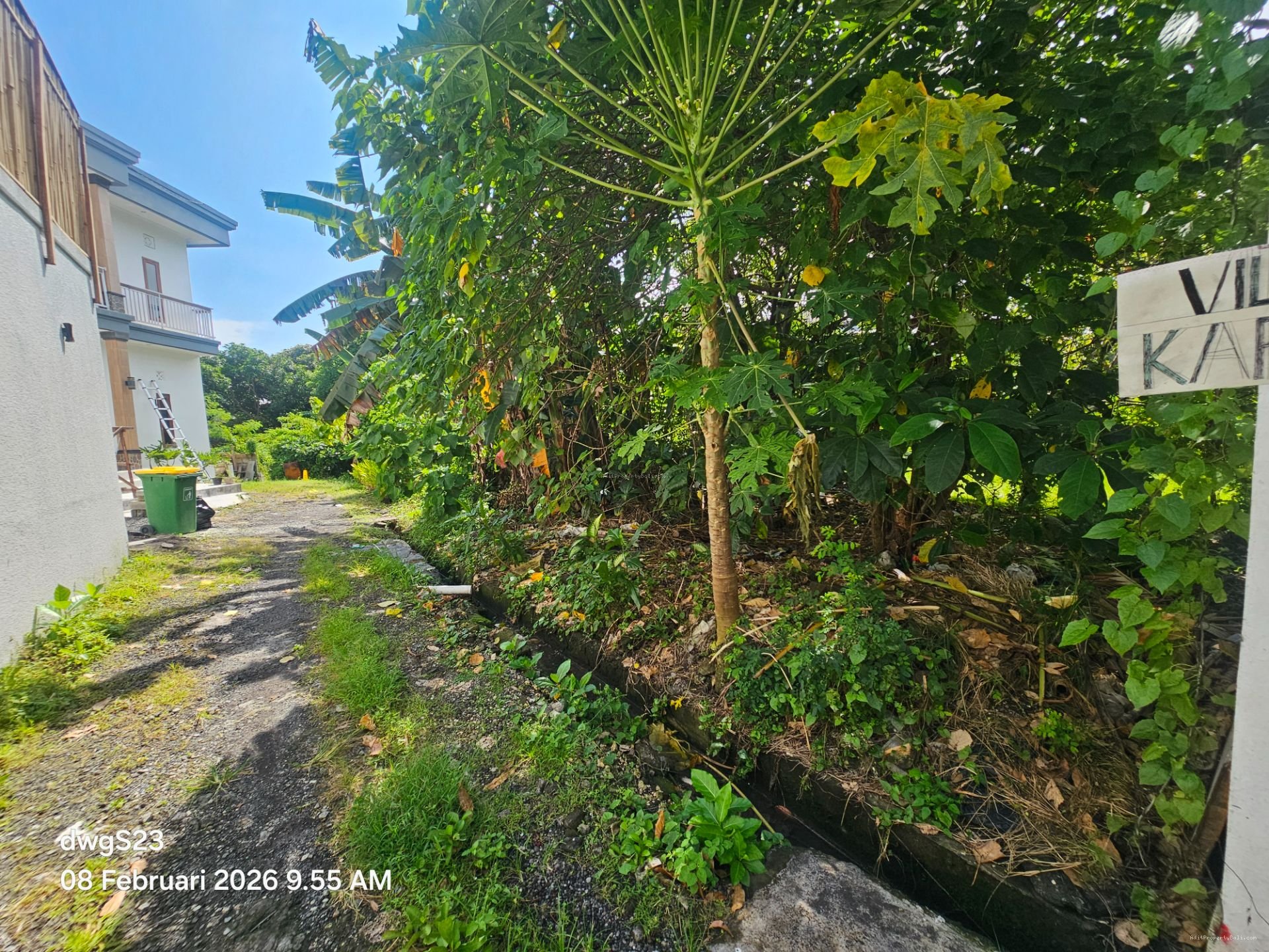 tanah komersil bumbak