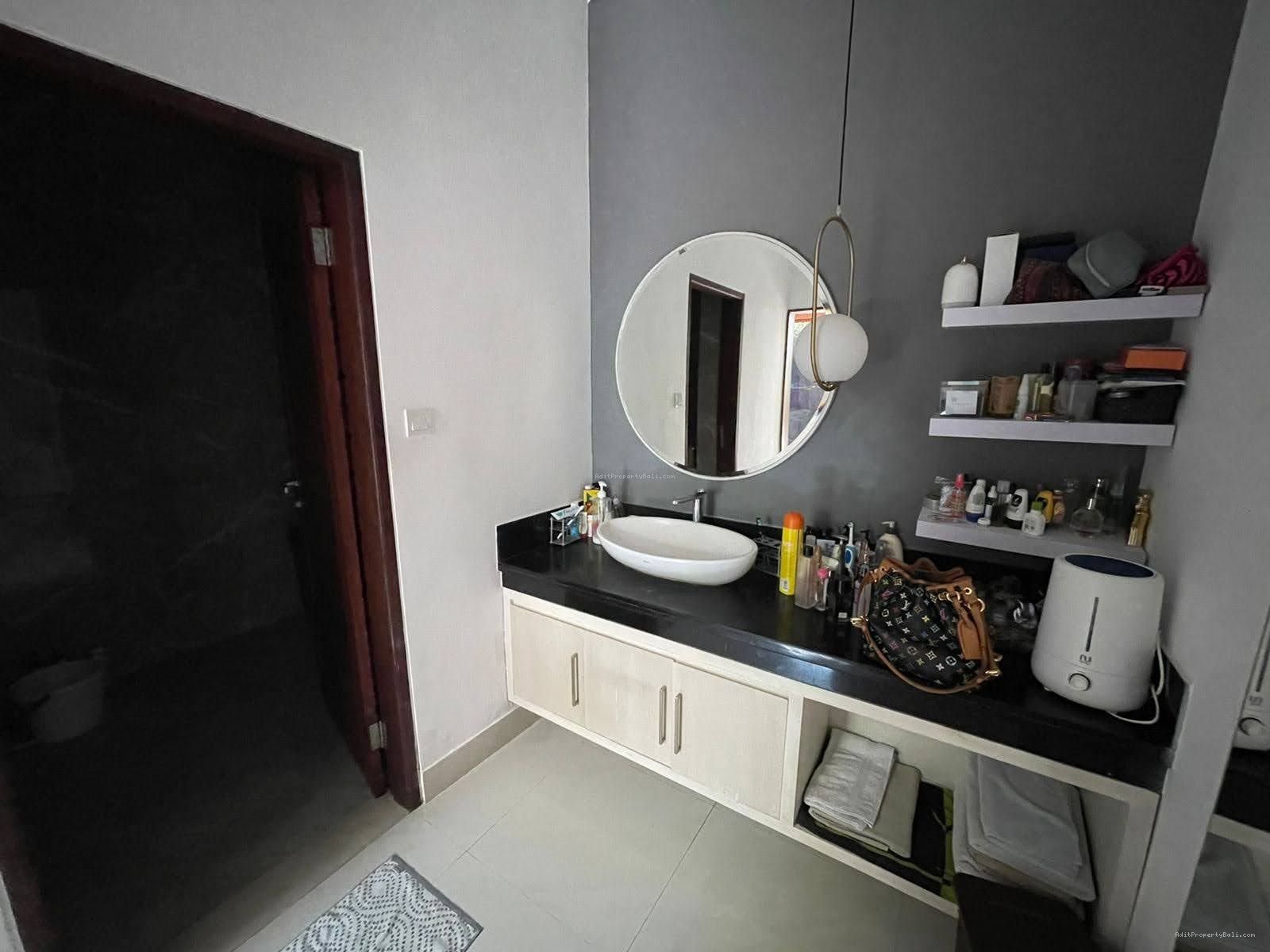 rumah renonn