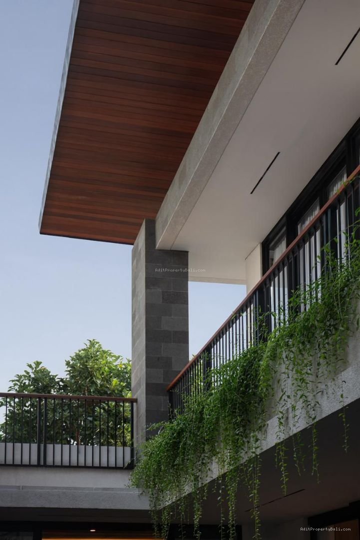 villa tiying tutu