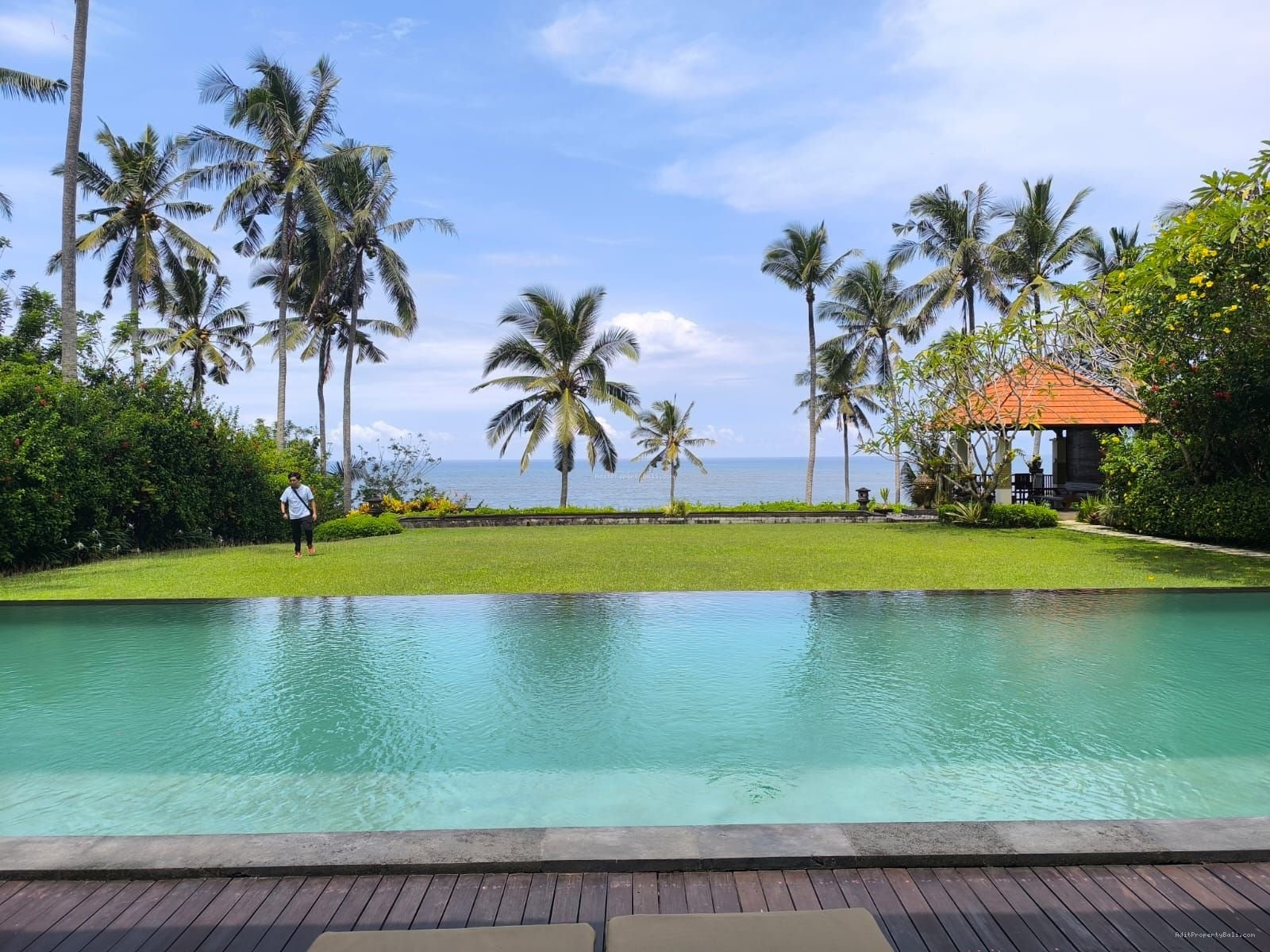 villa los pantai  soka