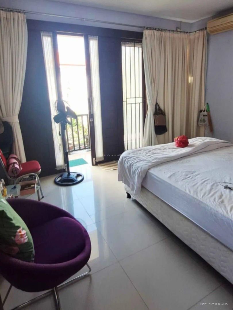 rumah renon